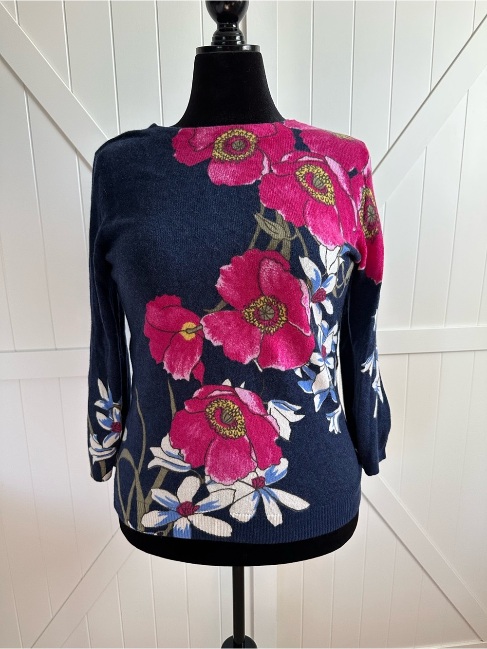 Talbots Women’s Large 100% Cashmere Navy Floral 3/4 Sleeve Sweater